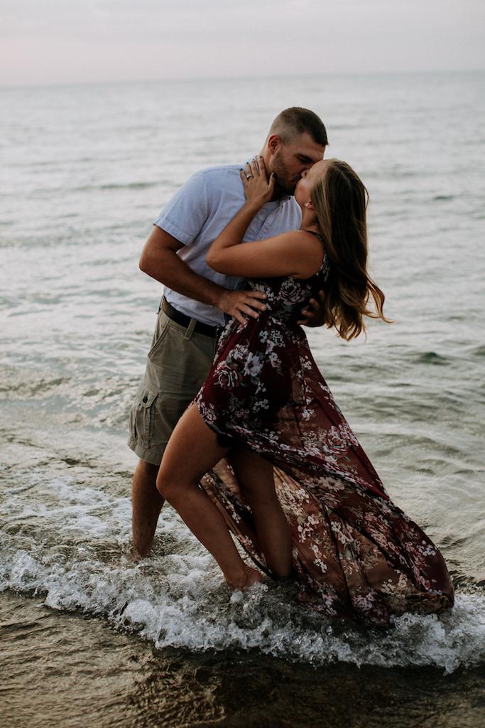 The Wedding Website of Jamie Dykstra and Keaton Leszek