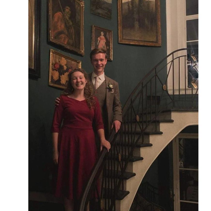 We had a wonderful time at Stephen and Hannah's wedding. That manor was gorgeous and the stairs was one of my favorite parts.