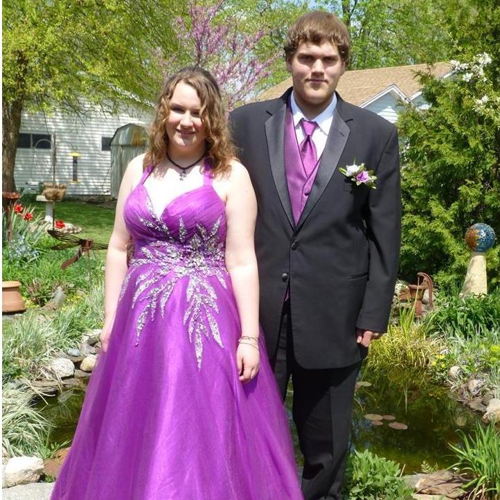 Pretty in purple prom