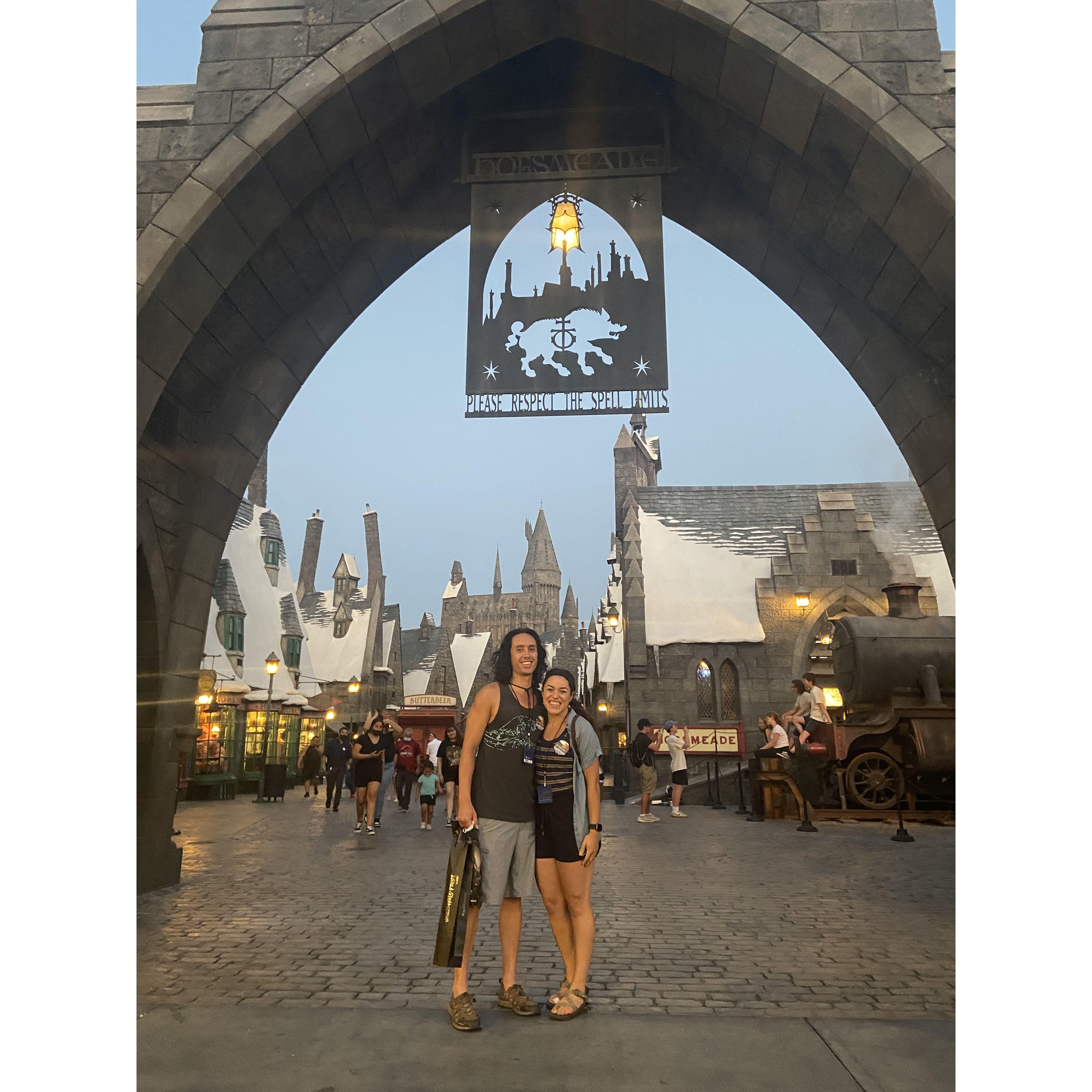 Shortly before moving in together, Shawn had Mikaela start reading the Harry Potter books. Once we finished the books we made it to Universal Studios with family. July 2021