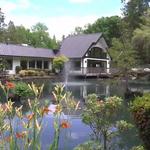 Lakeside Gardens