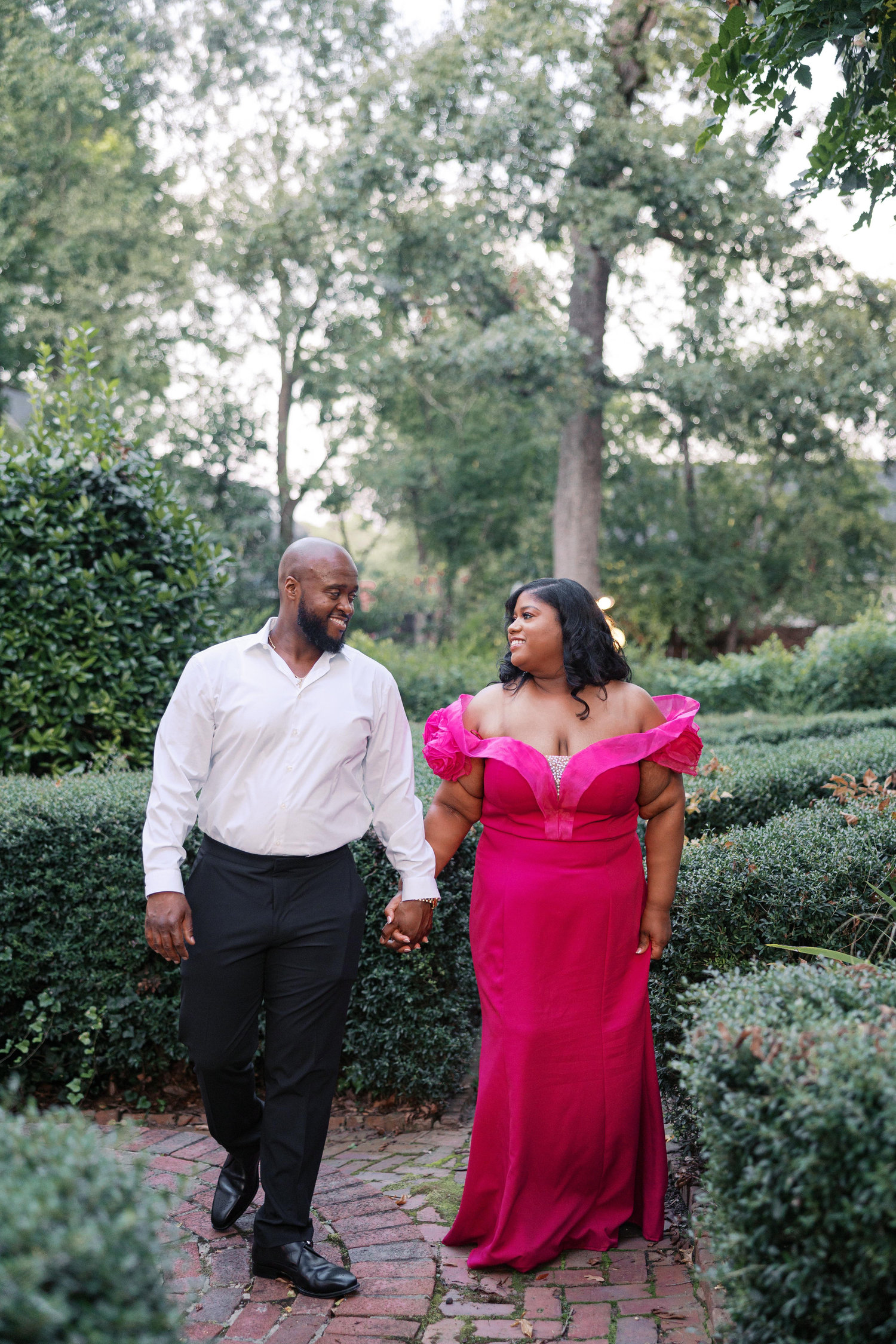 The Wedding Website of DuSharme Pickens and Arktavius Moore