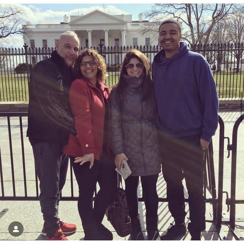 The Gonzalez family first time meeting the Shaw family !
