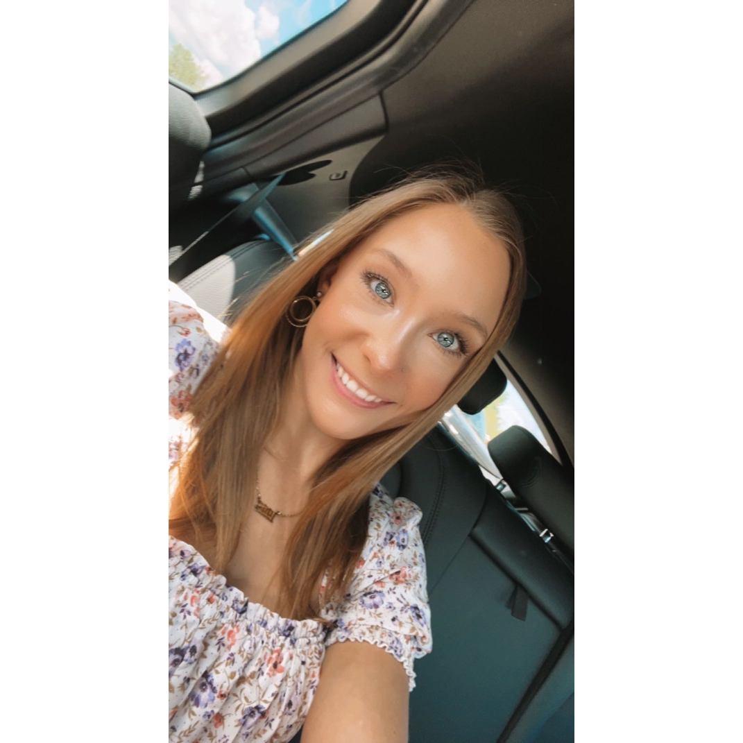 Nikki's Bridesmaid, Tori!