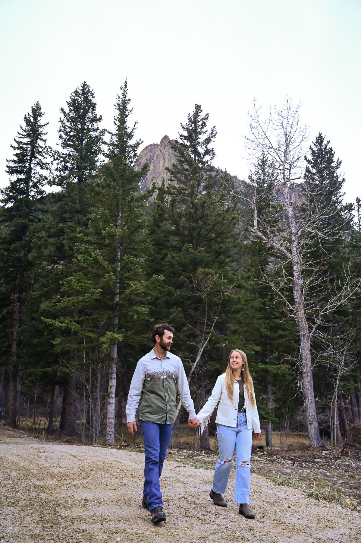 The Wedding Website of Lauren Larsen and Beau Browning