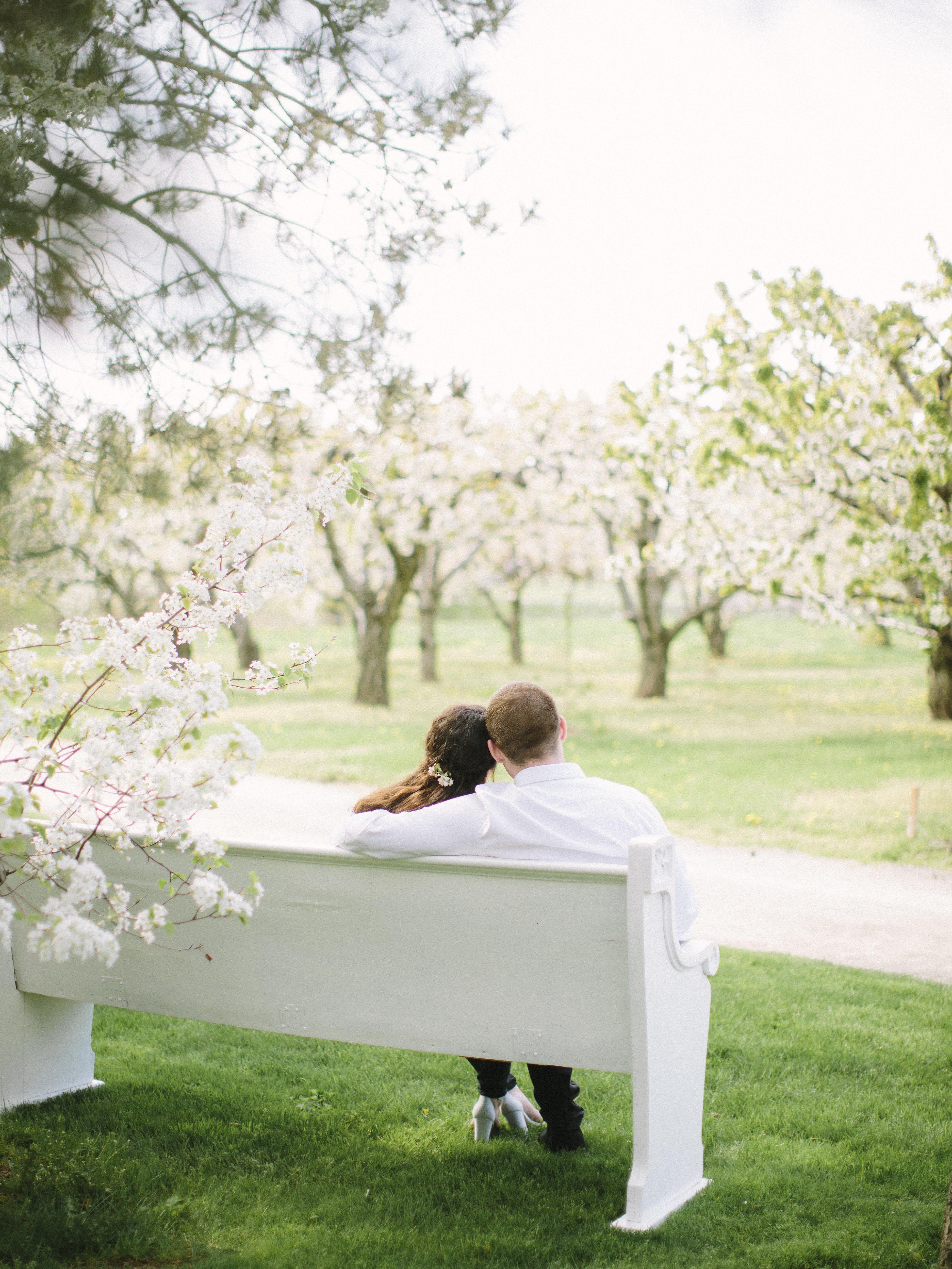The Wedding Website of Aleigh Andrews and Brad Burns