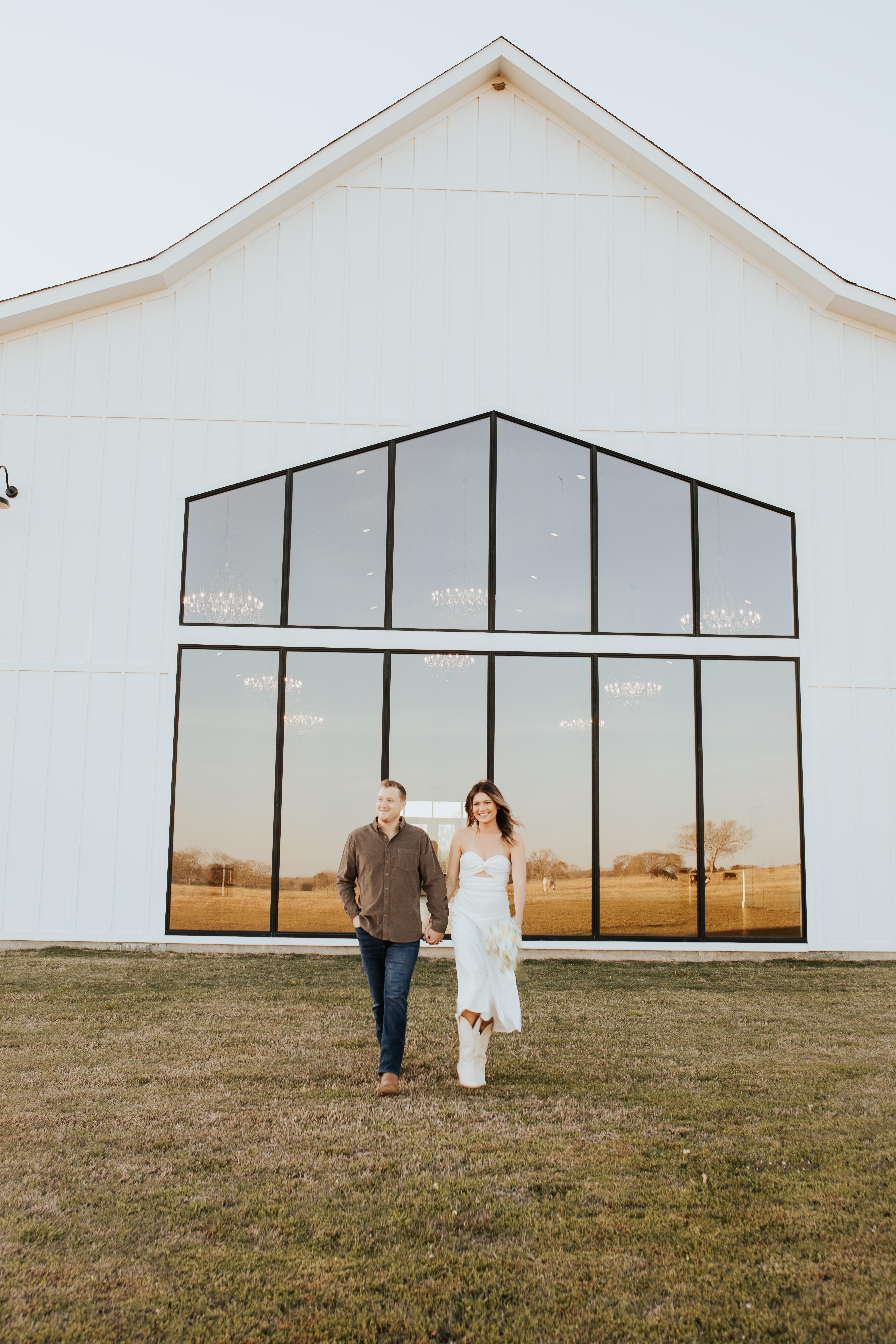 The Wedding Website of Lindsay Block and Garrett Miller