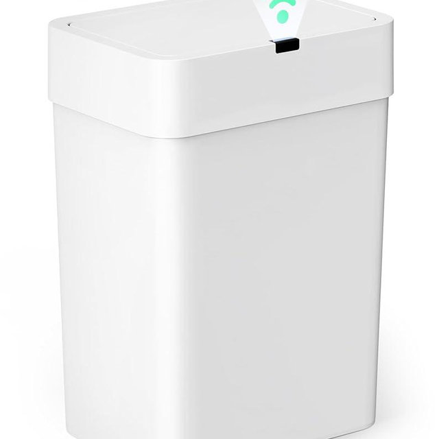 Cesun Bathroom Trash Can with Lid, 4 Gallon Motion Sensor Garbage Can Automatic Touchless Trash Cans, Slim Plastic Smart Waste Basket for Bedroom, Office, Living Room, White