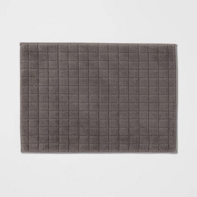 17"x24" Velveteen Grid Memory Foam Bath Rug - Room Essentials™