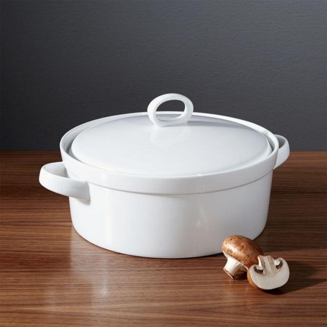 Crate & Barrel Lucerne 3-Quart Casserole Dish