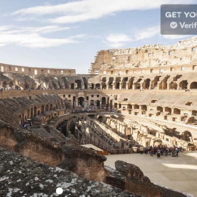 Colosseum and Roman forum pass