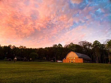The Wedding Website of Emily Hodges and Aaron Quillen