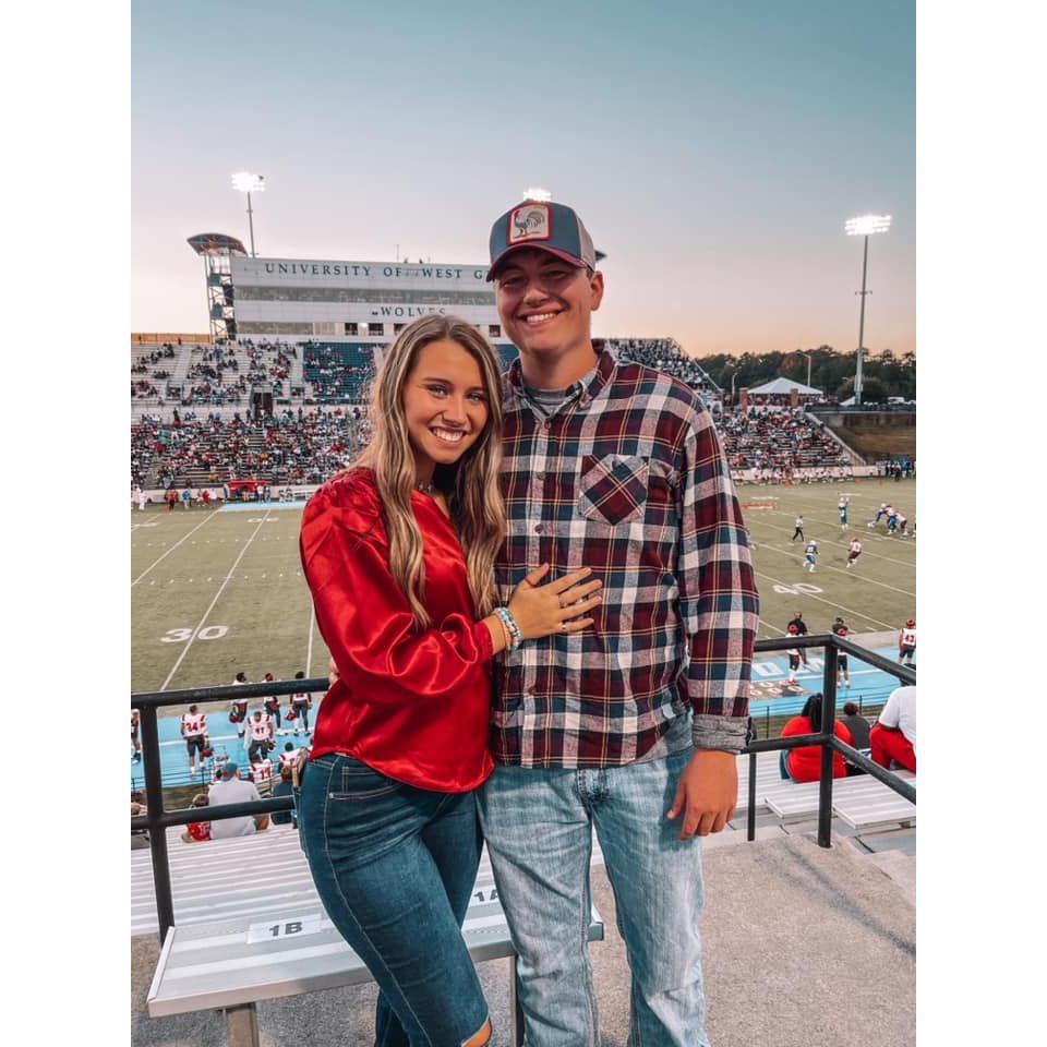 Seth visiting Mindy at the University of West Georgia, 2021.