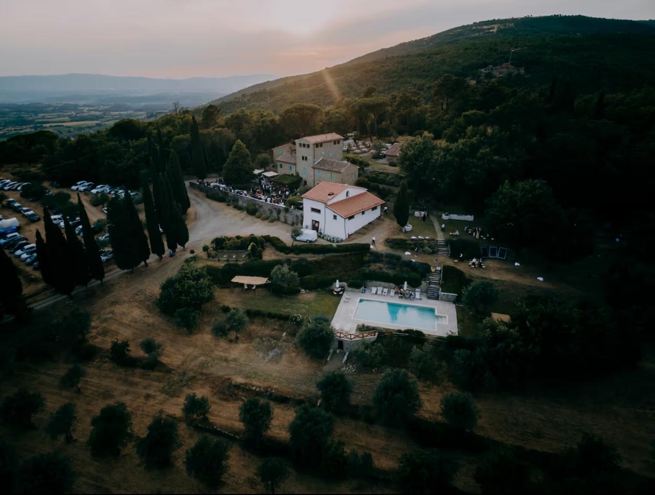 The Wedding Website of Nicolas Navarro and Anndera Yaninek