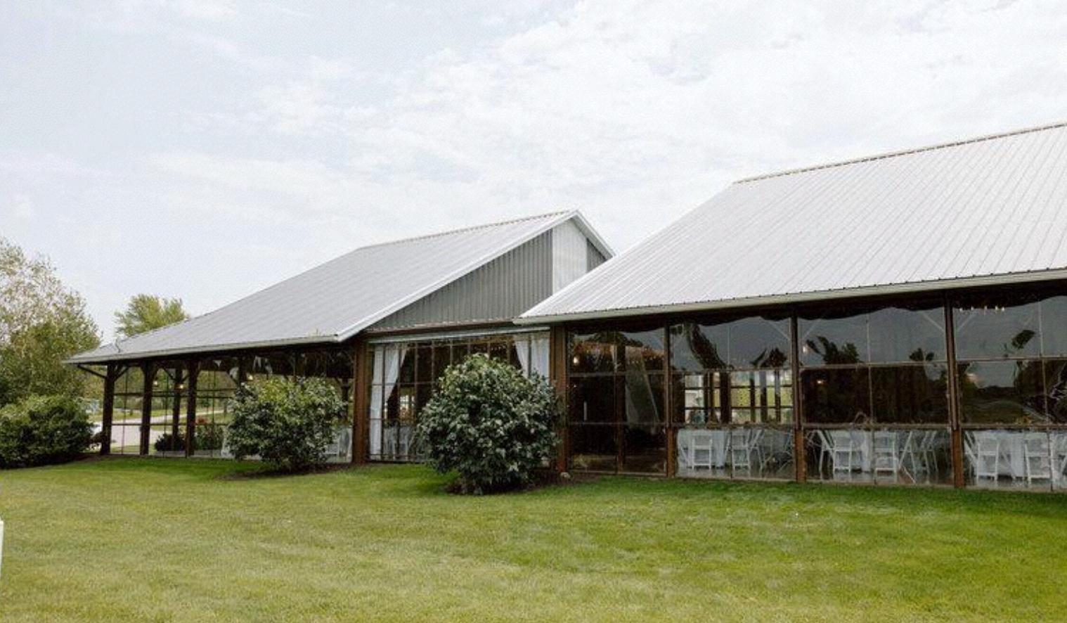 The Wedding Website of Lauren Kubiak and Matthew Petrie