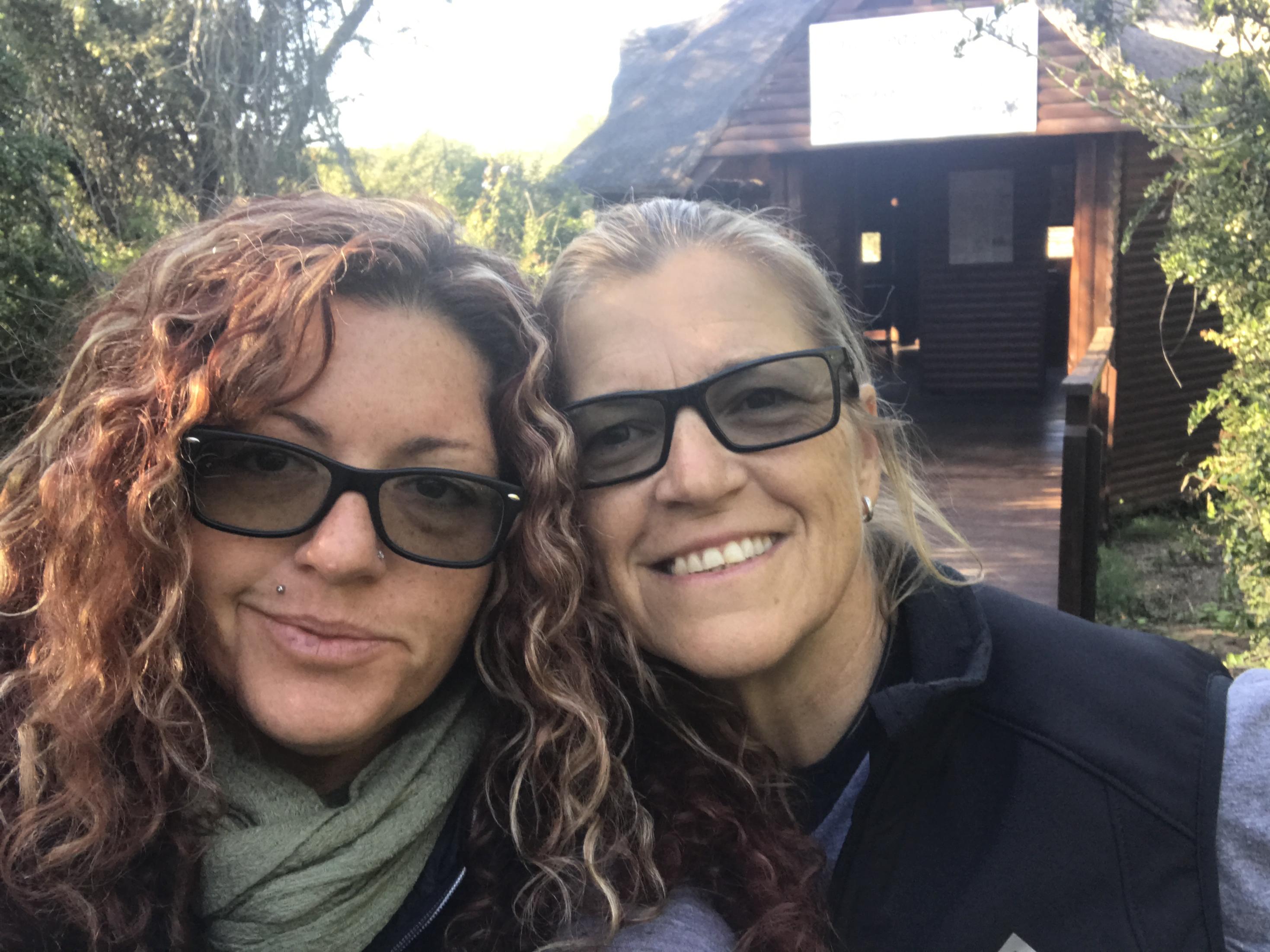The Wedding Website of Lora Brown and Tracy Williams