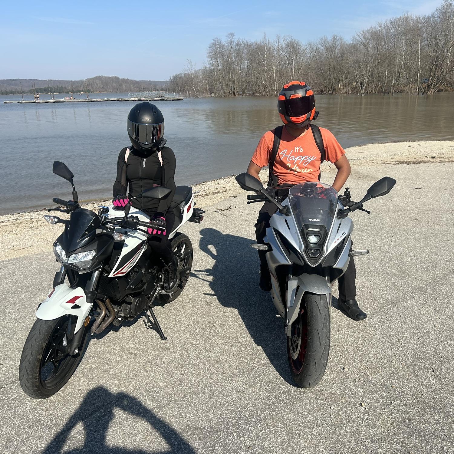 Just being a cool couple - Kawasaki z400 and Suzuki GSX-8R