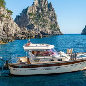 Boat in Capri