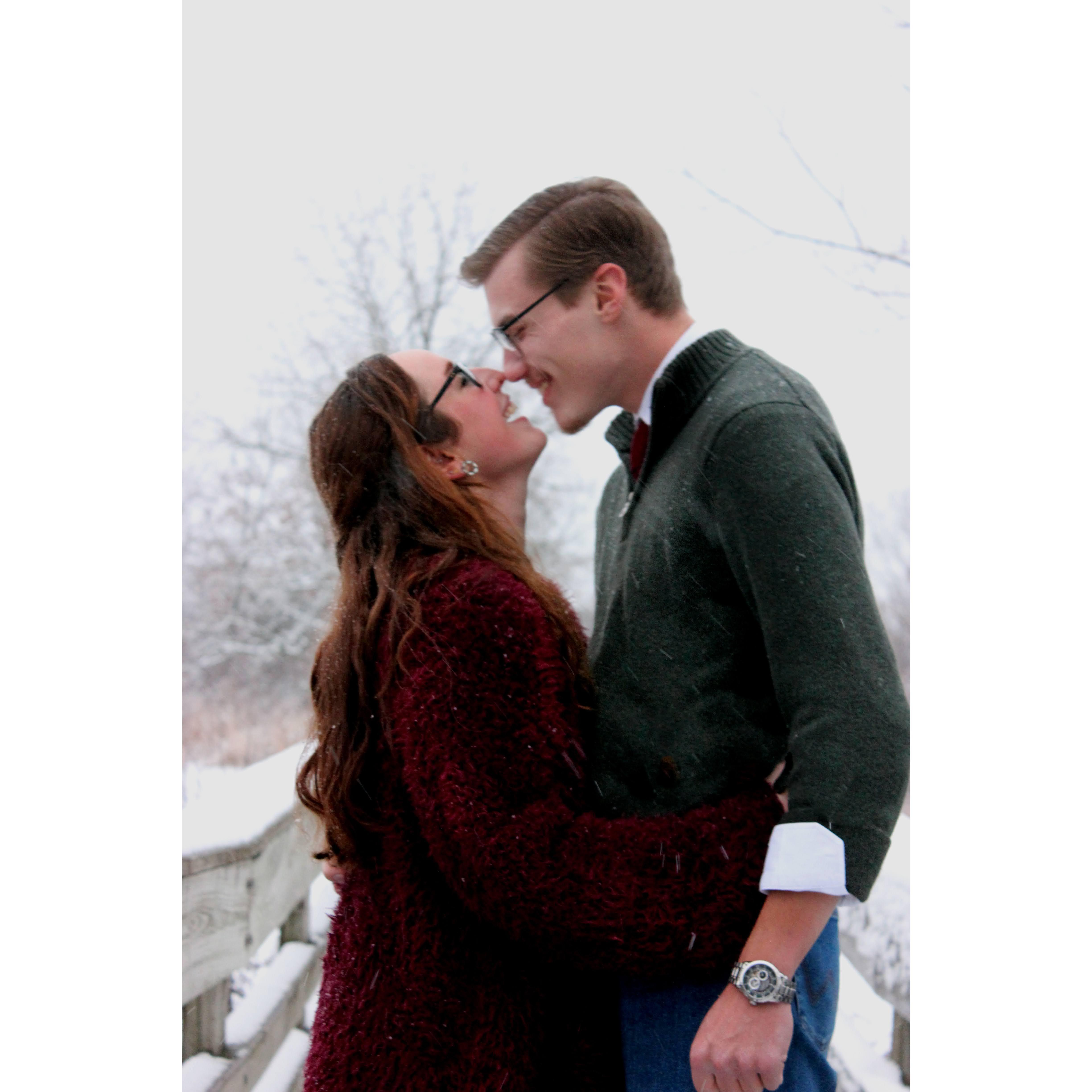 I had just finished saying that my toes are froze.
Huge shoutout to his sister, Danielle for squeezing a mini engagement photo session before family Christmas!