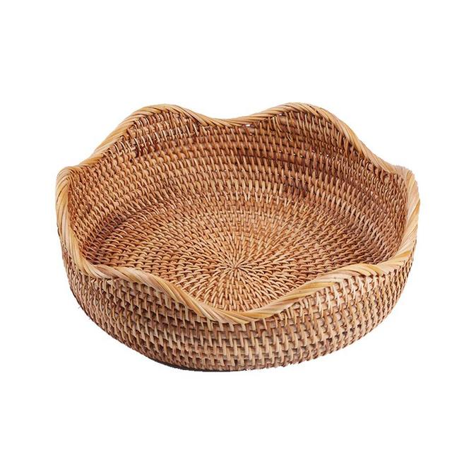 AMOLOLO Handmade Rattan Round Fruit Basket Food Storage Bowls Kitchen Organizer Snack Serving Bowl Wavy Edge Circle Tray Basket, Boho Home Décor Display Tray for Table, Dining Room (Medium 10.2")