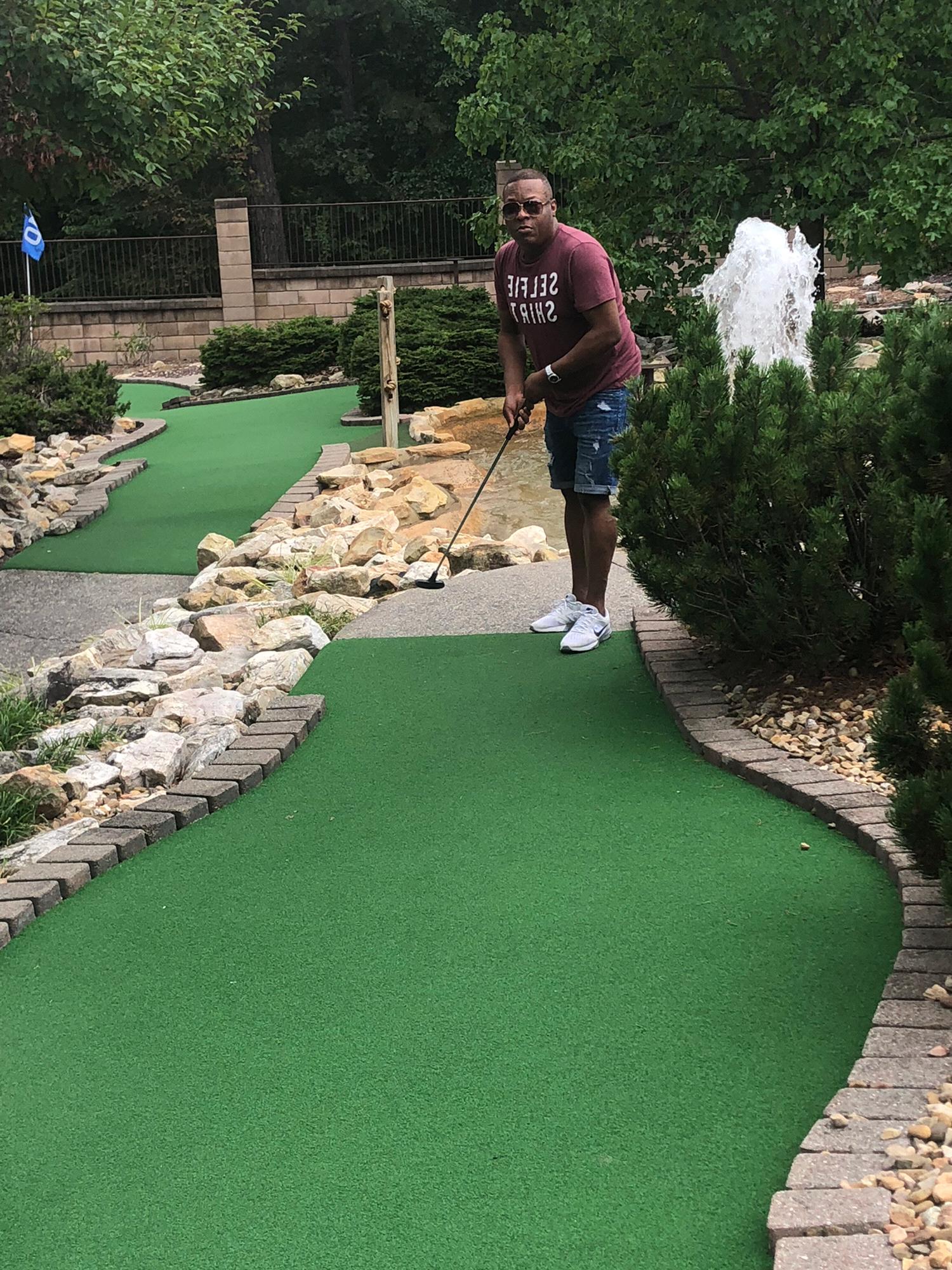 Up at Massanutten, Wil beating Justin at Mini-Golf too! Shhhhh...don't tell him I said that please.