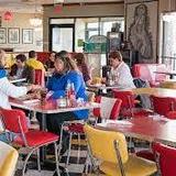 Ze's Diner Bloomington