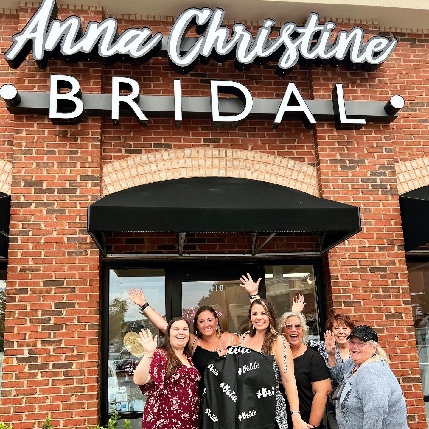 Tiffanie found her perfect dress on 9/9/2023.