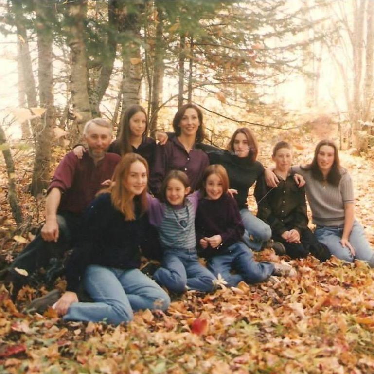 Gillcash family fall foliage photo.  Circa 1998 (Lorne, Carolyn, Linda, Grace, Tyler, Olivia, Victoria, Anna, Irene)