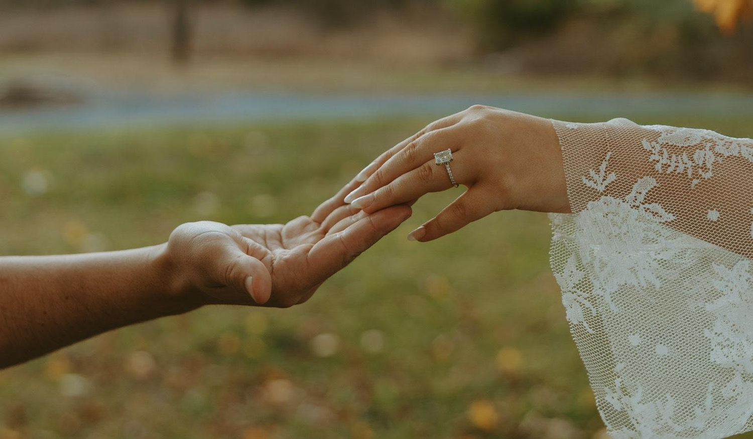 The Wedding Website of Lindsay Smulligan and Trevor Peters