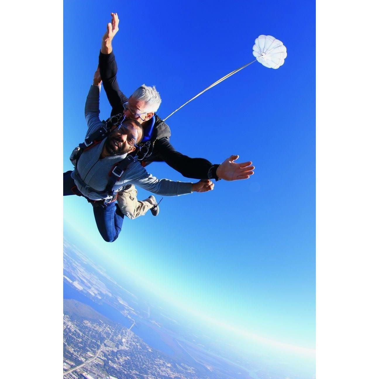 Garry Skydiving 2016