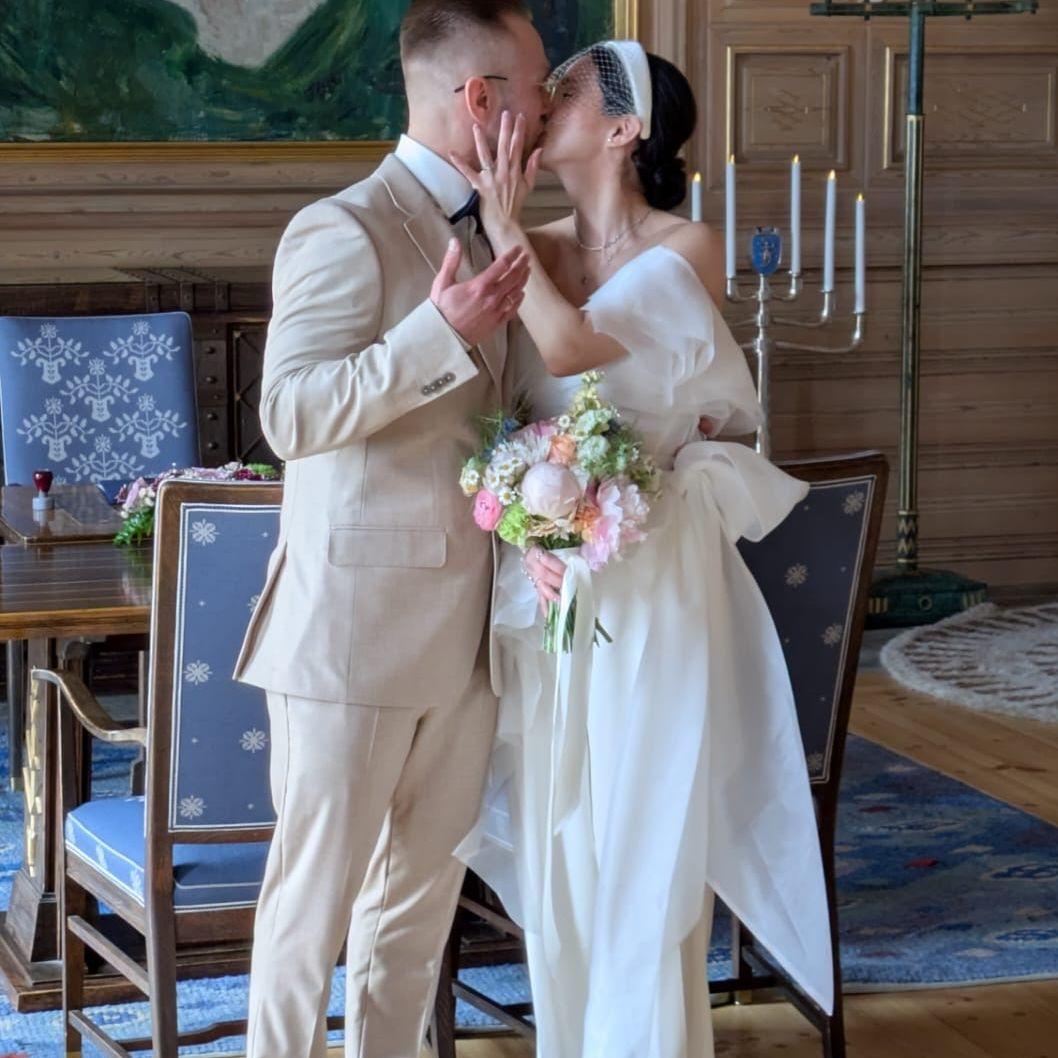 The kiss right after