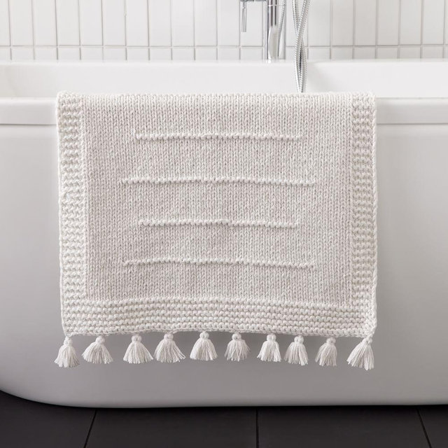 Organic Hand Knit Variegated Bath Mat, White, 20"x34"