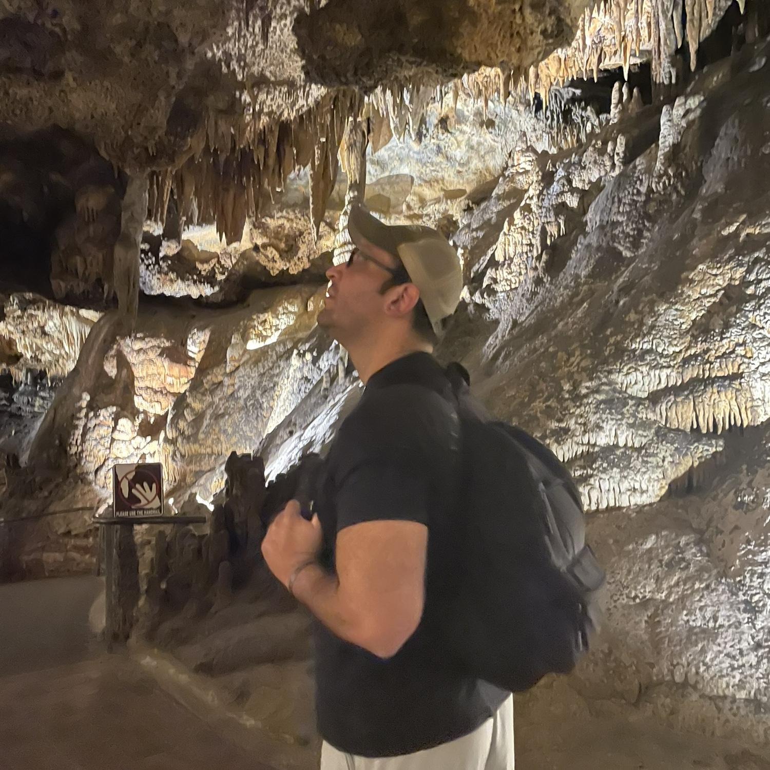 Tour through Luray Caverns