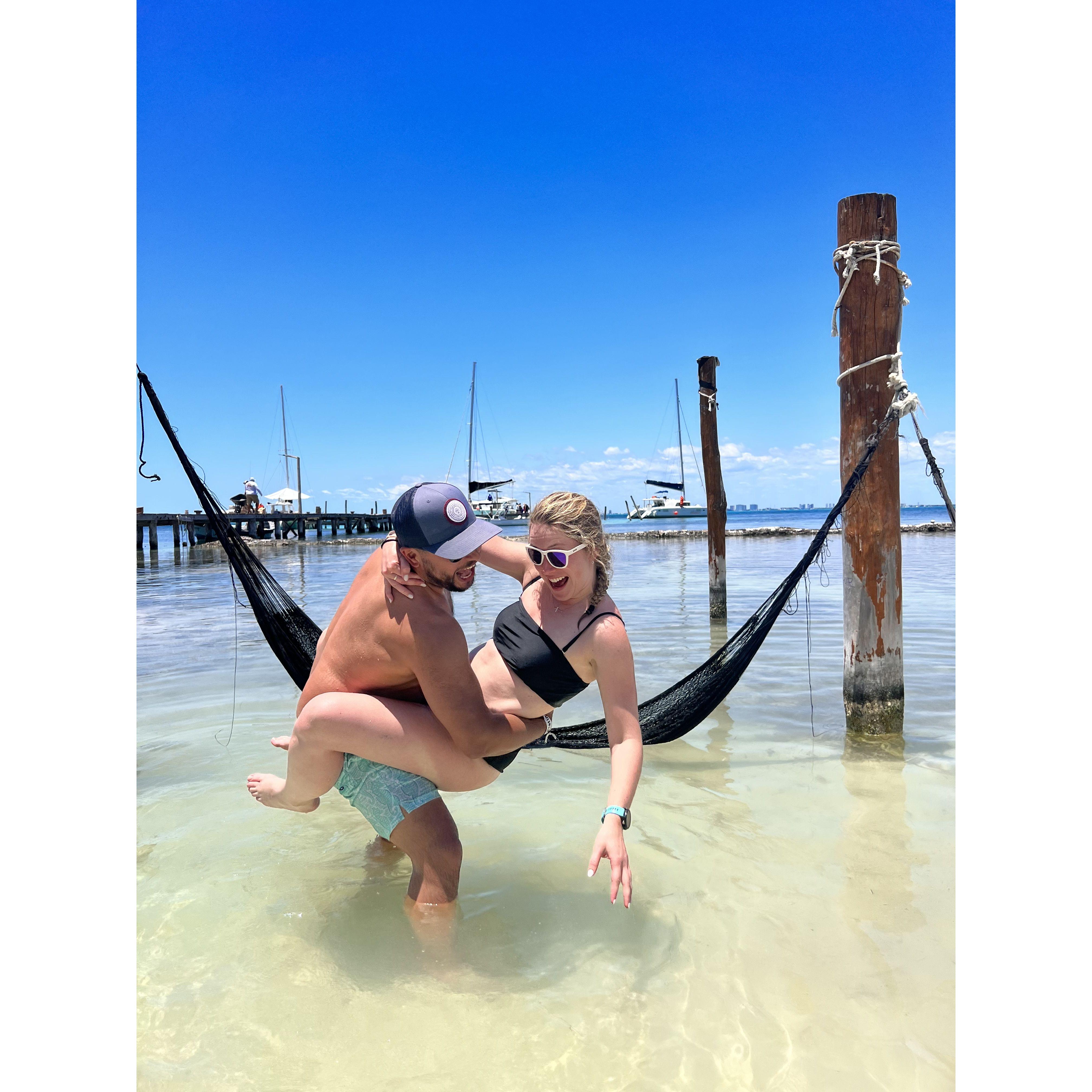 Goofing off in Islas Mujeres