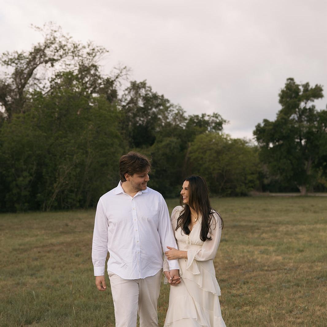 Engagement photos & wedding planning!