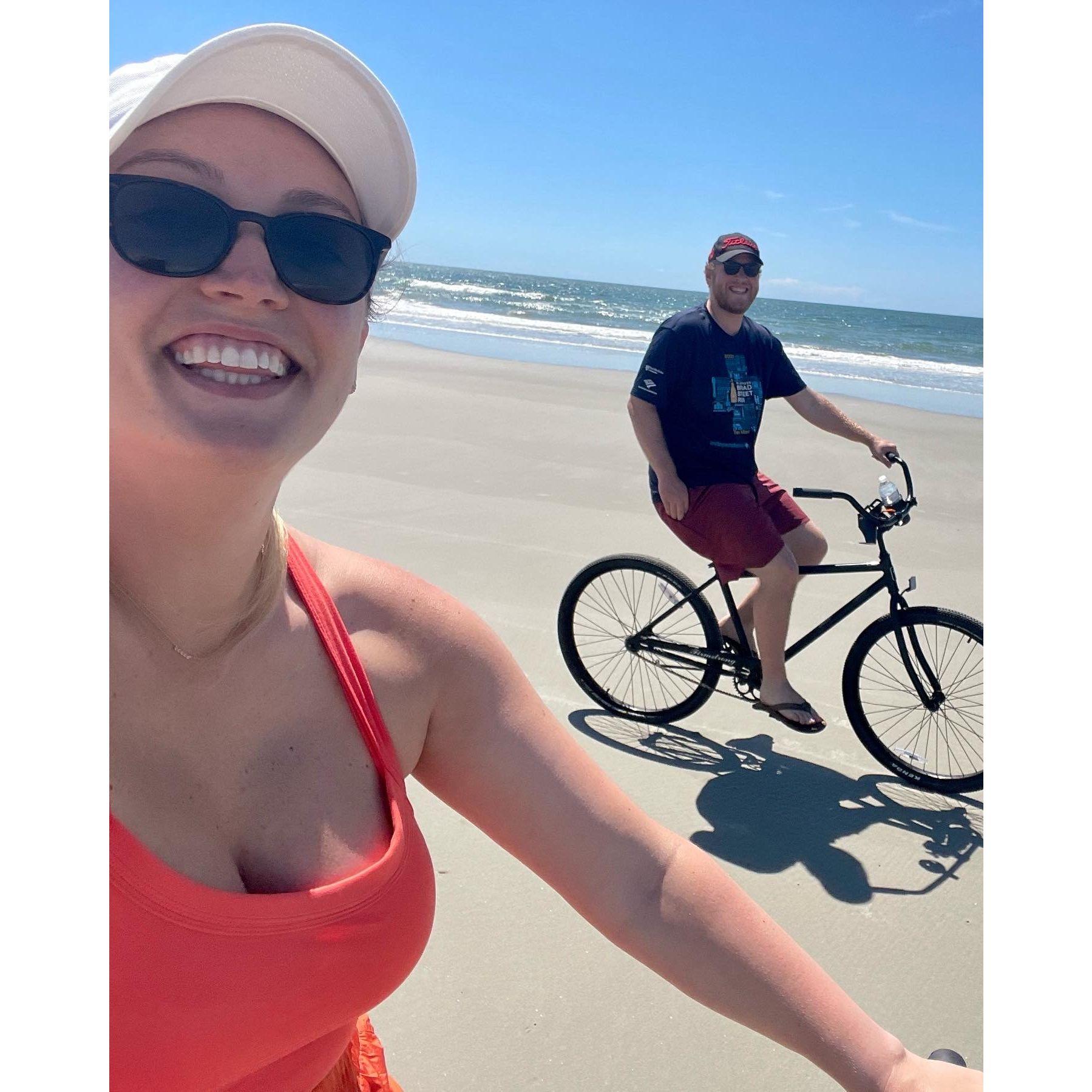 Our yearly ride to the Kindred Spirit Mailbox in Sunset Beach!