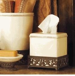 GG COLLECTION Acanthus Cream Ceramic Tissue Box