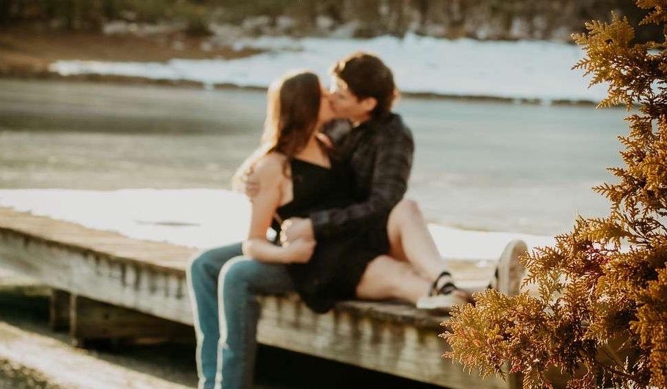 The Wedding Website of Kindra Mangel and Lincoln Walls