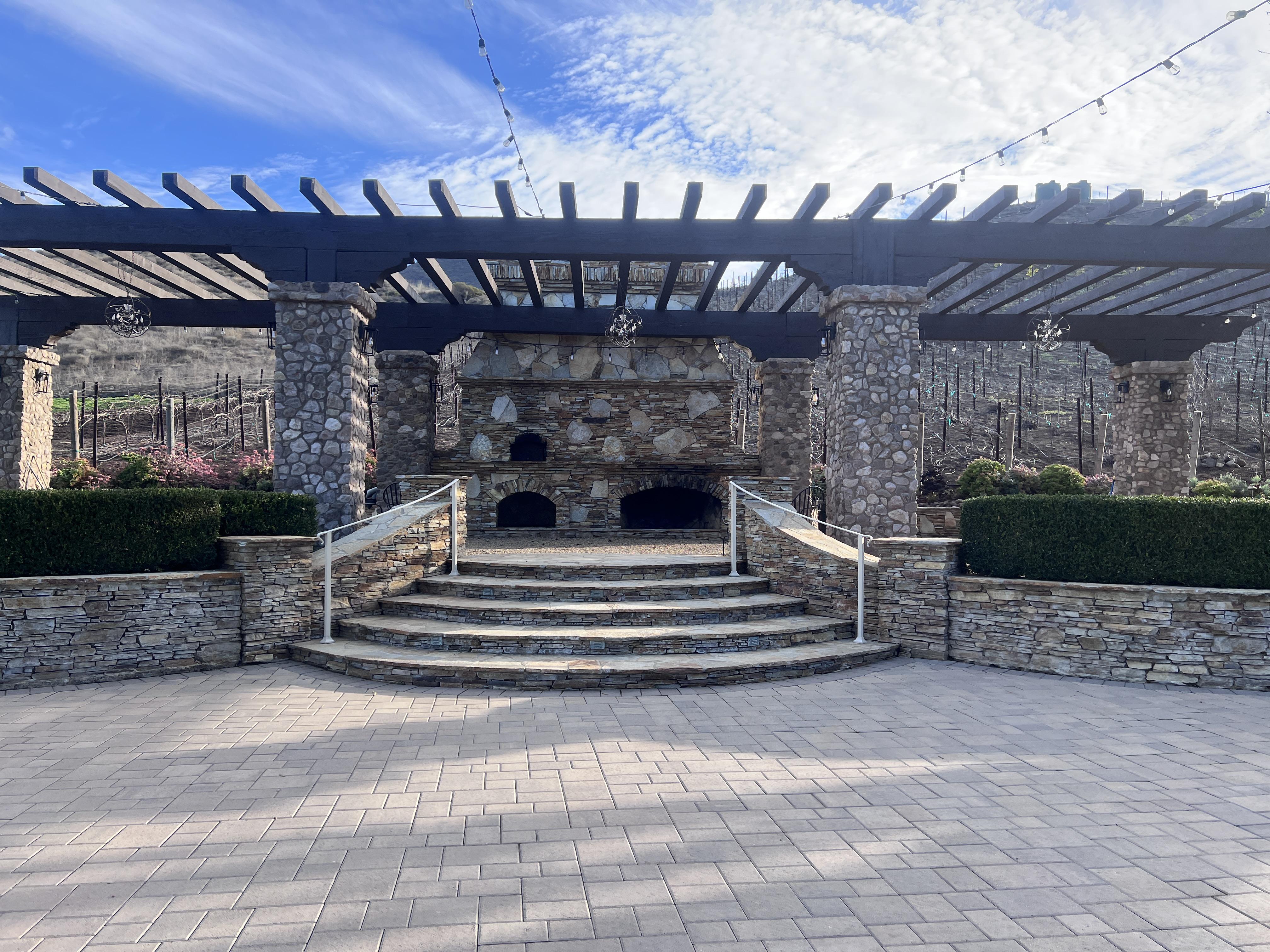 The Wedding Website of Jonathan Alford and Felise Epstein