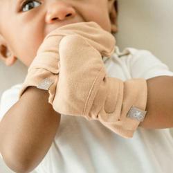 Goumi Stay On Assorted Mitts, Set of 2