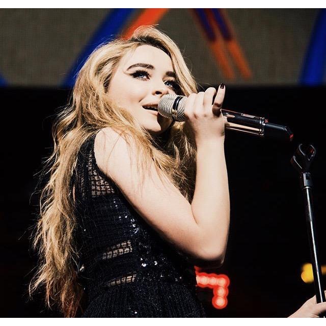 Kenzie Performing On Reputation Stadium Tour With Shawn Mendes