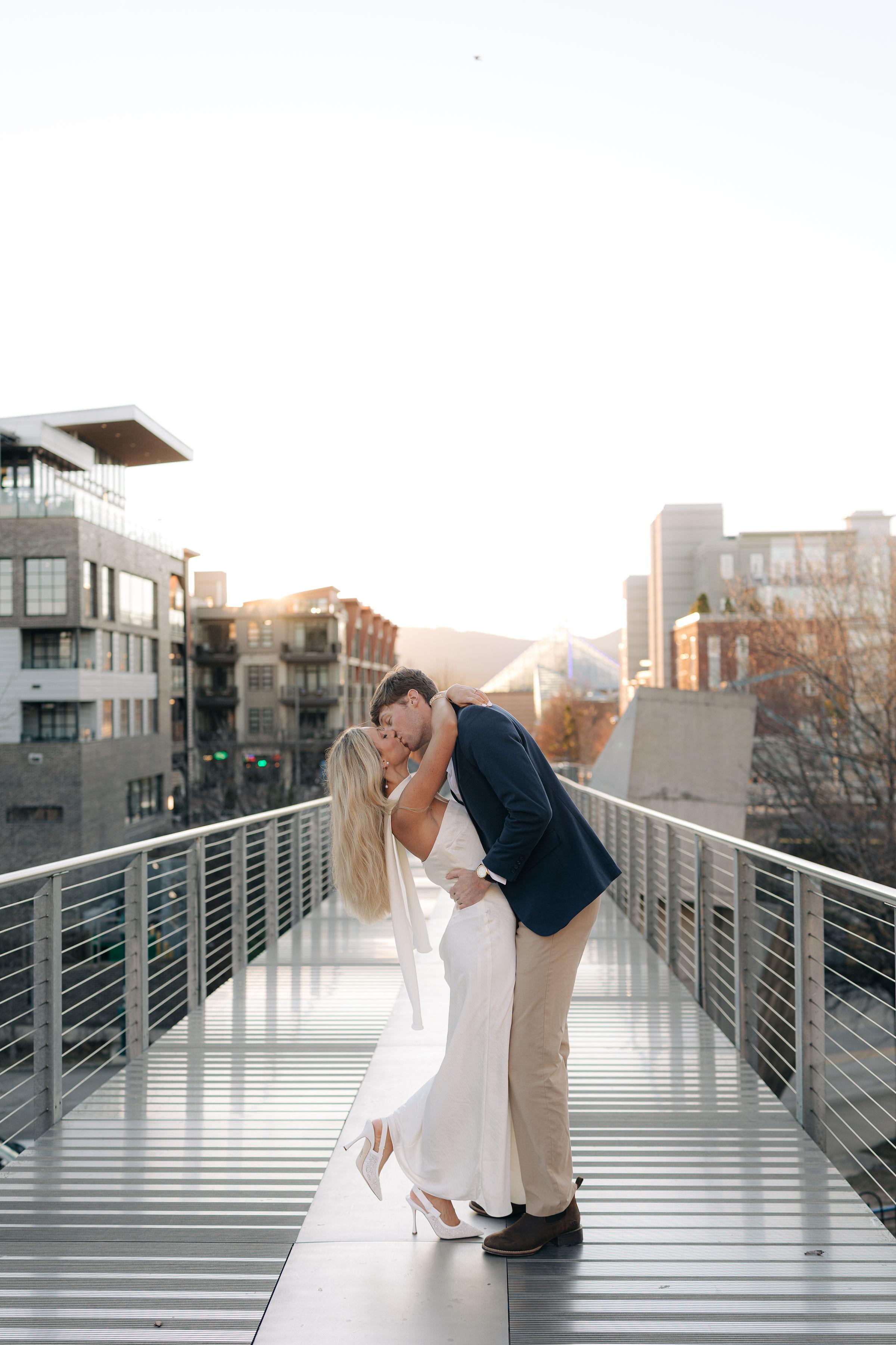 The Wedding Website of Lainey Golden and Justin Roberts