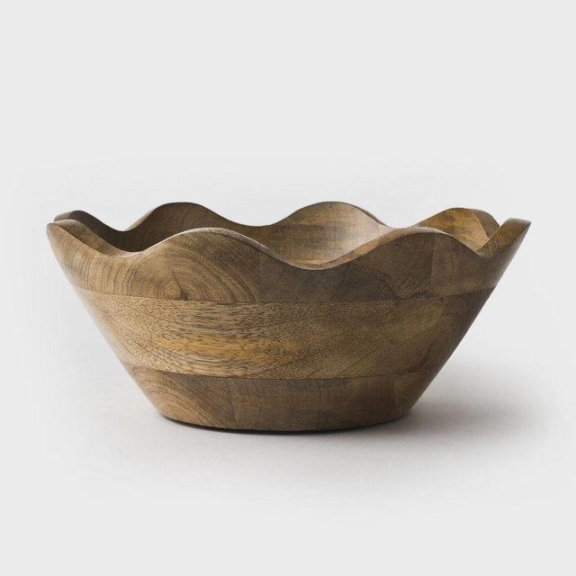 Mela Artisans Scallop Bowl Medium in Natural