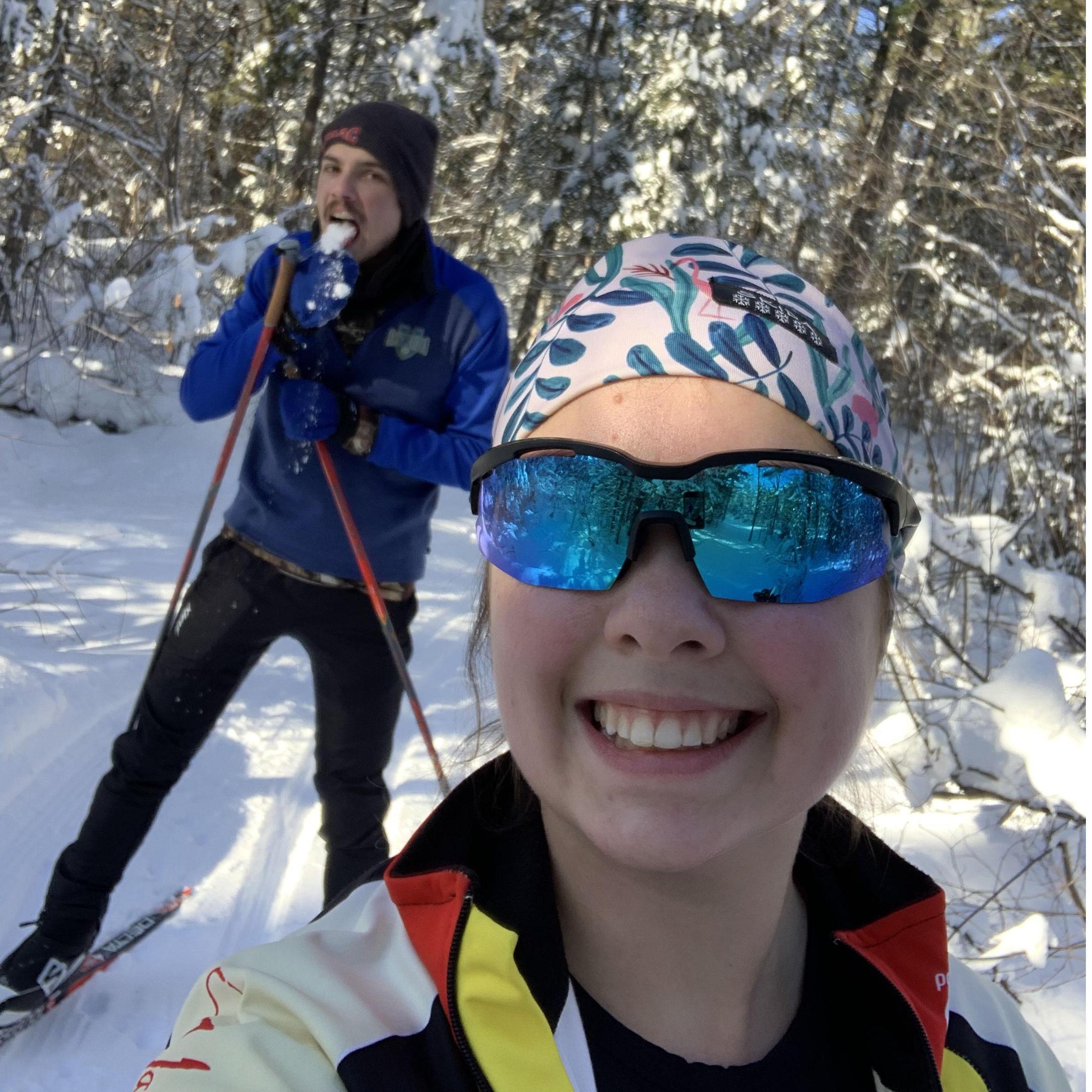 Cailyn taught Matt how to cross country ski(the more fun type of skiing!).