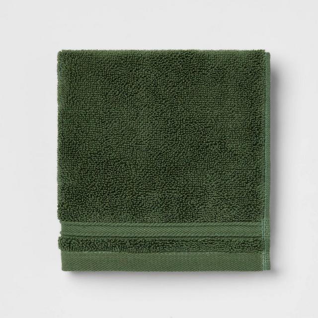 Performance Washcloth Dark Green - Threshold™