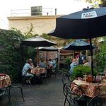 Arnold's Bar & Grill