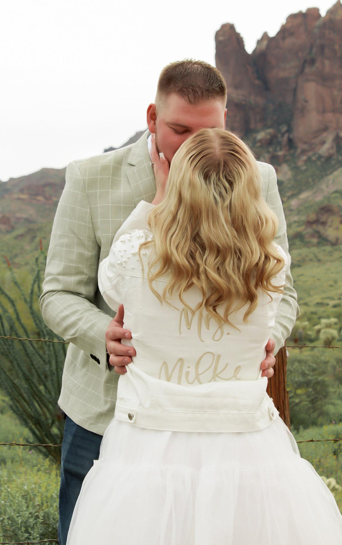 The Wedding Website of Amara Karpinsky and Justin Milke