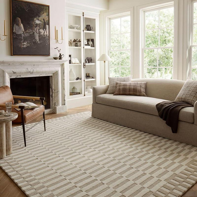Loloi Chris Loves Julia Bradley Collection BRL-02 Ivory/Beige 3'-6" x 5'-6" Accent Rug