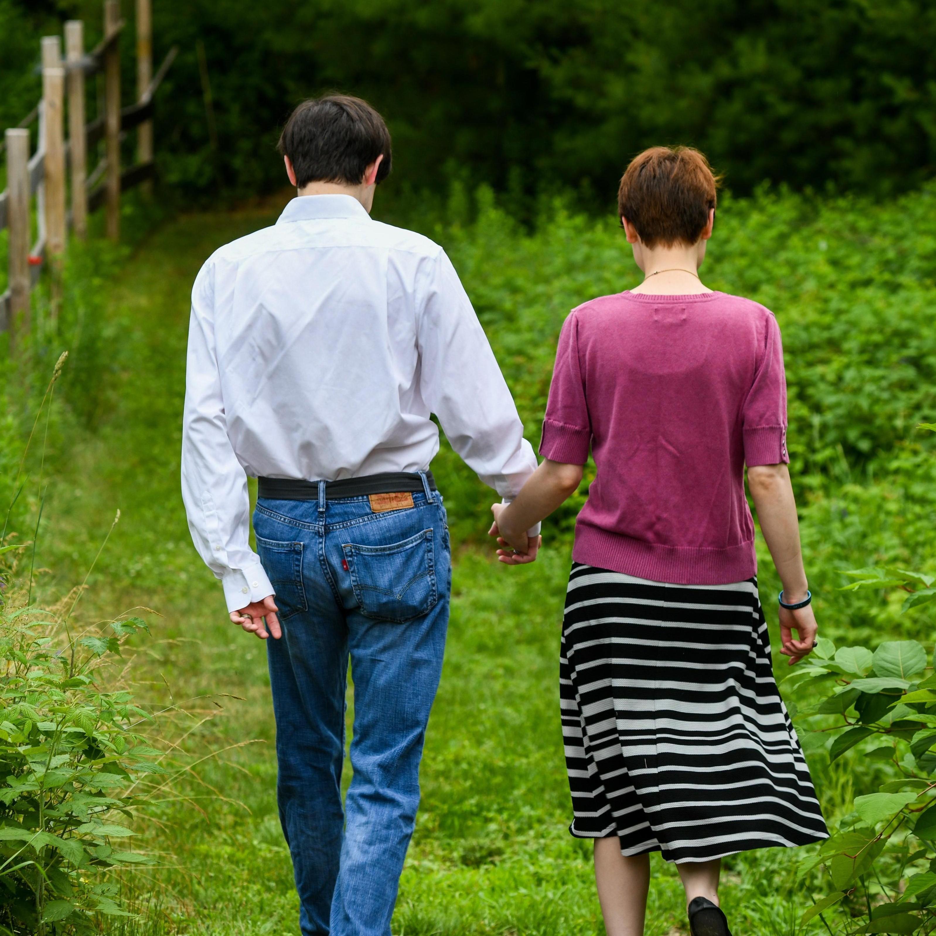 Engagement Photos by McKenney Photography