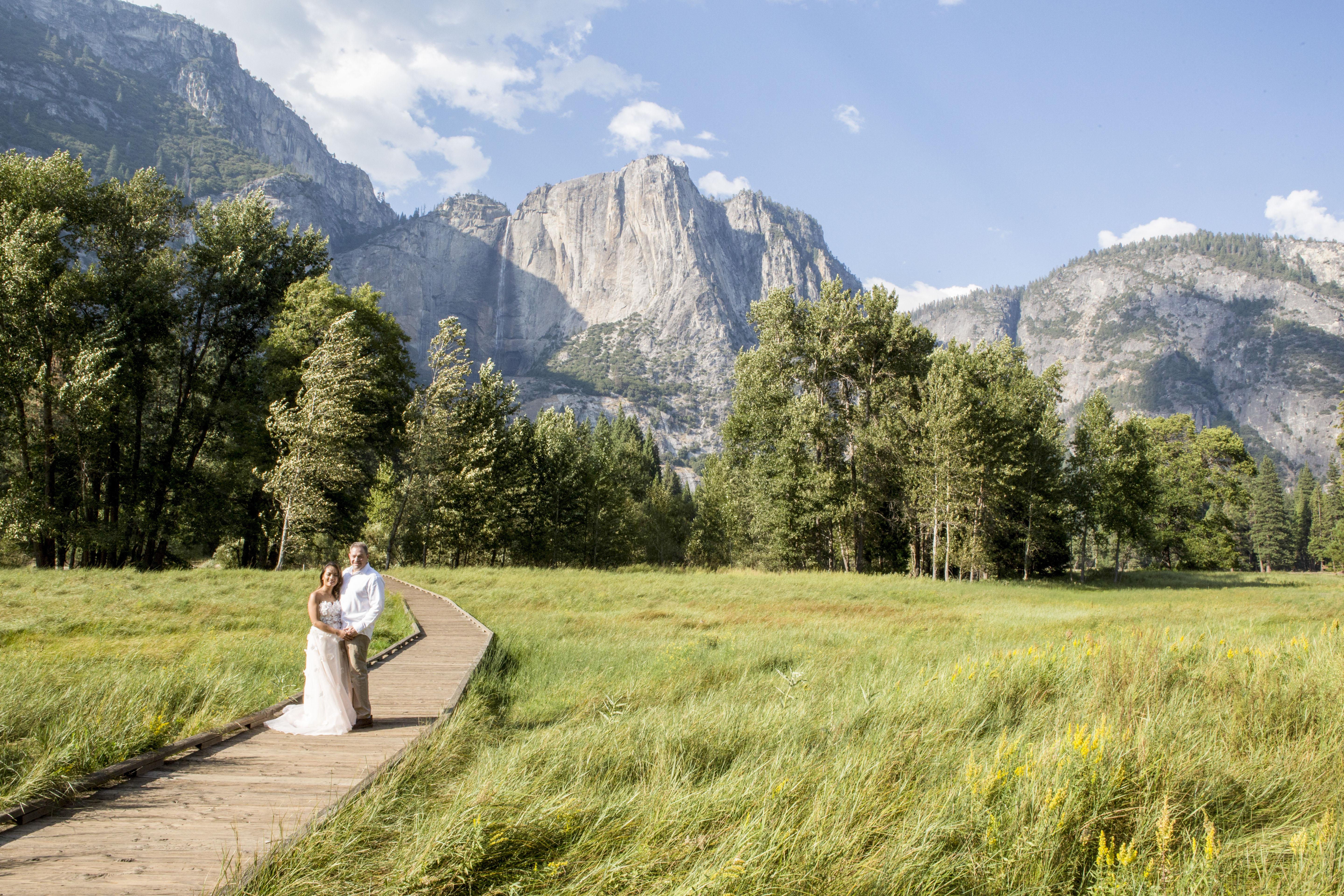 The Wedding Website of Erzi Kho and Dave Chaplin